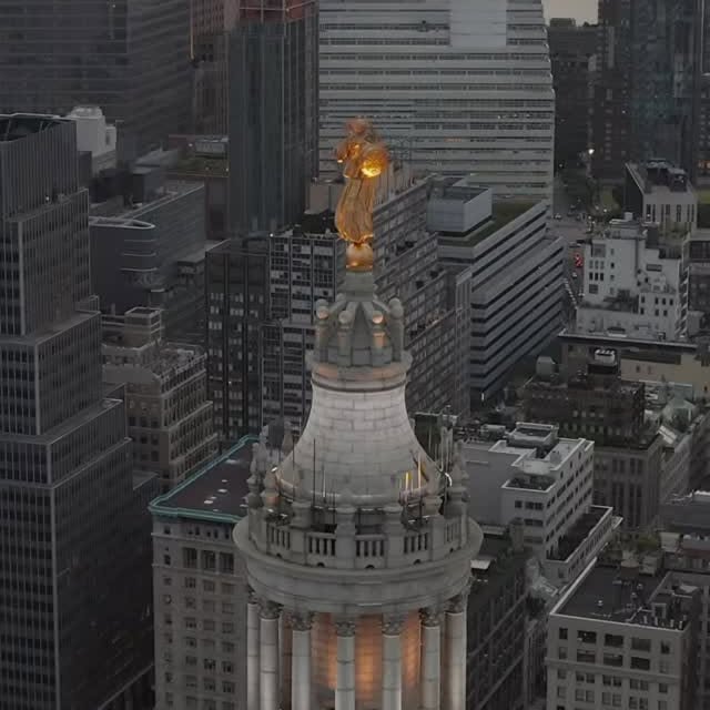 There’s nothing like the rhythm of New York. 📍 New York City Here’s why it feels alive: 🎥...