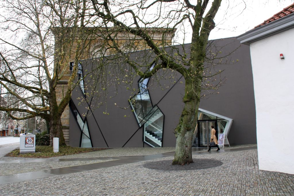 Angular modern Felix Nussbaum House near Osnabrück’s old town.