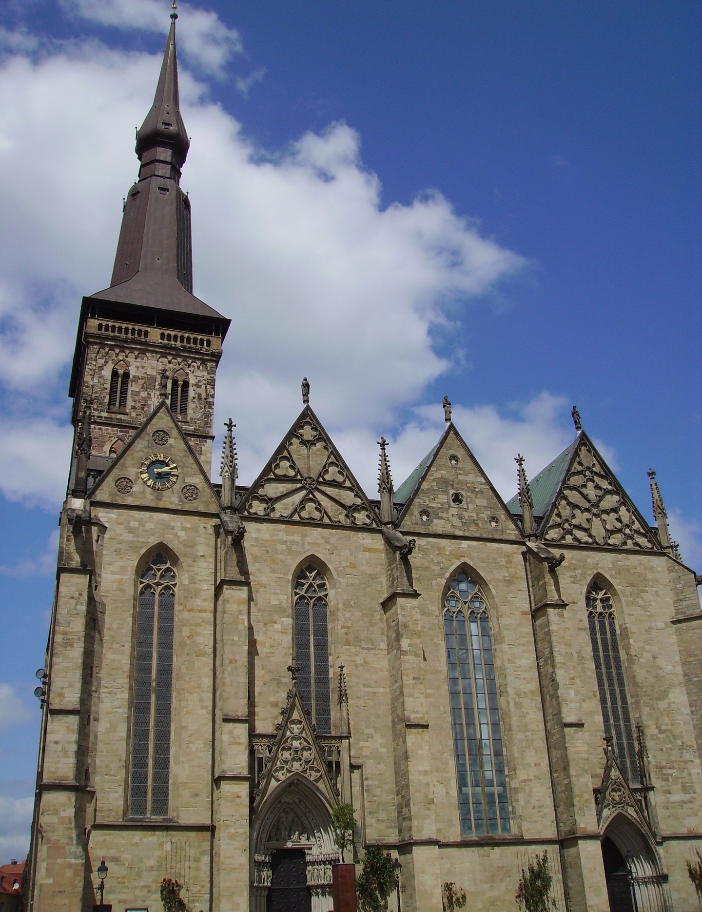 Visiting Osnabrück travel scene: St. Mary’s adds another layer