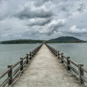 Laem Hin Pier