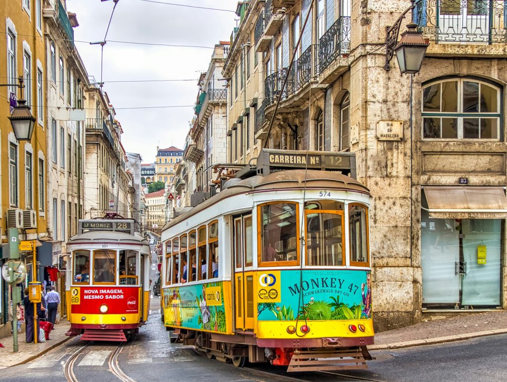 Portugal in 12 Days section image: Here is how I would put it together.